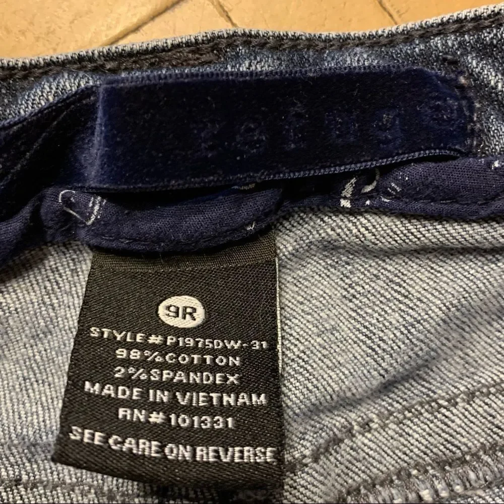 REFUGE Straight Leg Jeans Size 9R | Low Rise Y2K - Picture 12 of 12